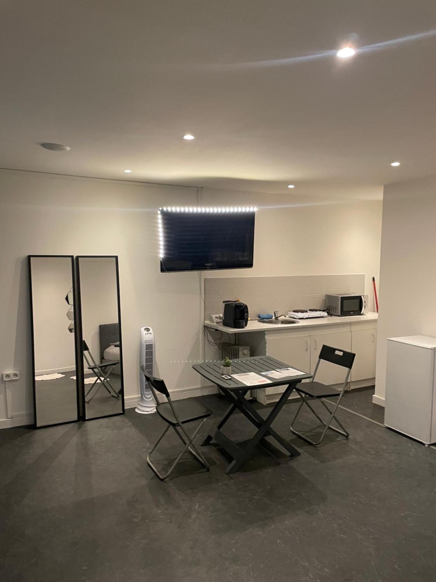 Studio Ensoleille Sur มงต์เปอลิเยร์ ภายนอก รูปภาพ